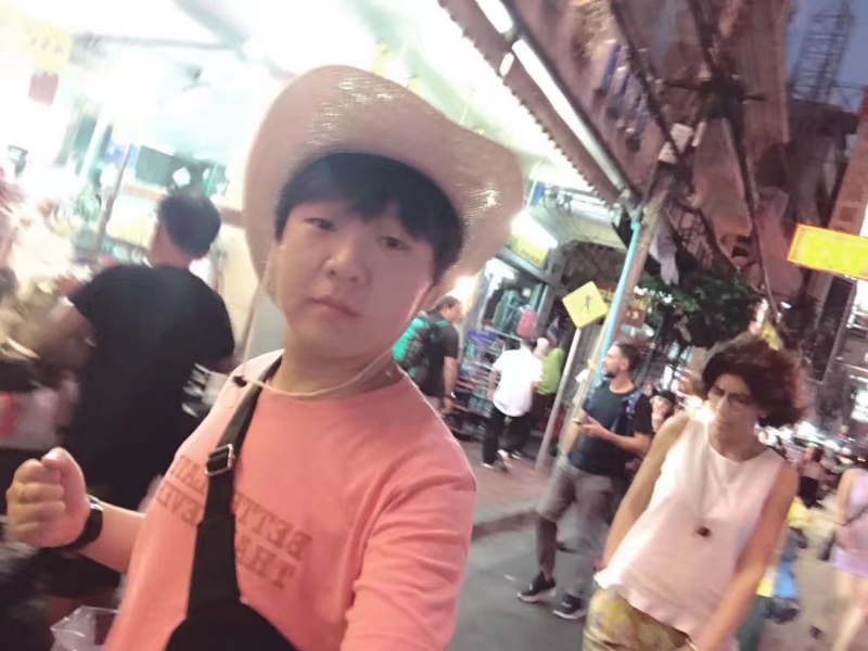 小华仔的第一张照片--延吉闪婚服务中心